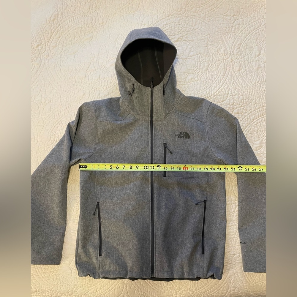 North Face Windwall Soft Shell Jacket. Large, gray